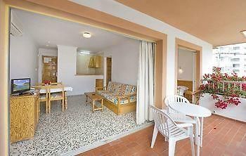 Apartamentos Bon Sol - Los Rosales Playa d'en Bossa Esterno foto
